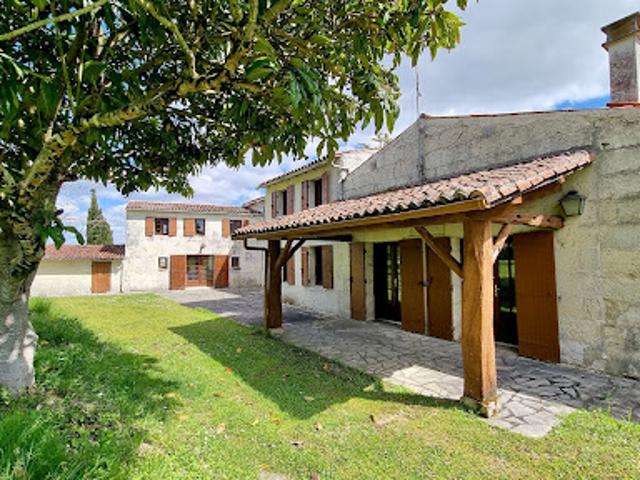 Maison vente à Saintes