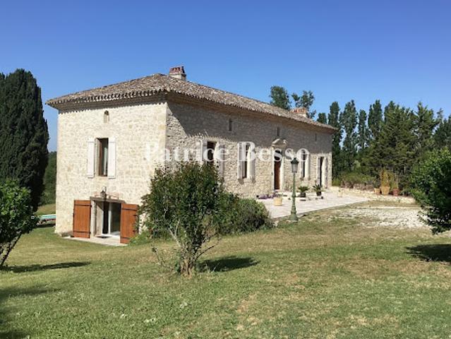 Maison vente à Hautefage-la-tour