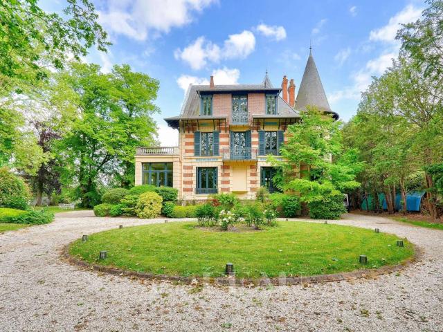 Maison vente à Nanterre, Rueil-malmaison