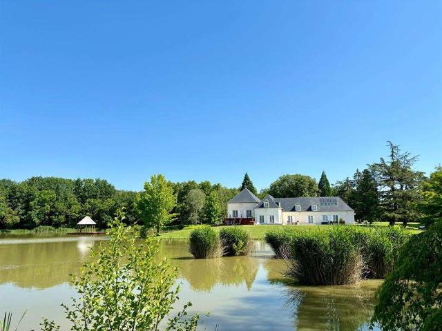Maison vente à Châteauroux, Saint-cyran-du-jambot