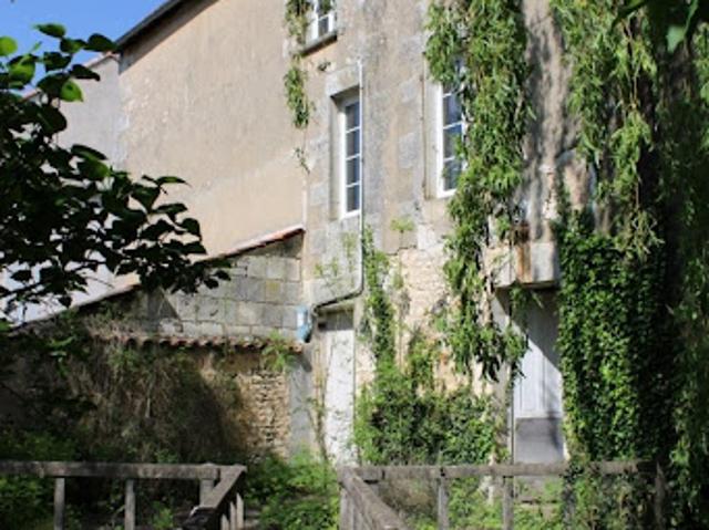 Maison vente à Cognac, Barbezieux-saint-hilaire