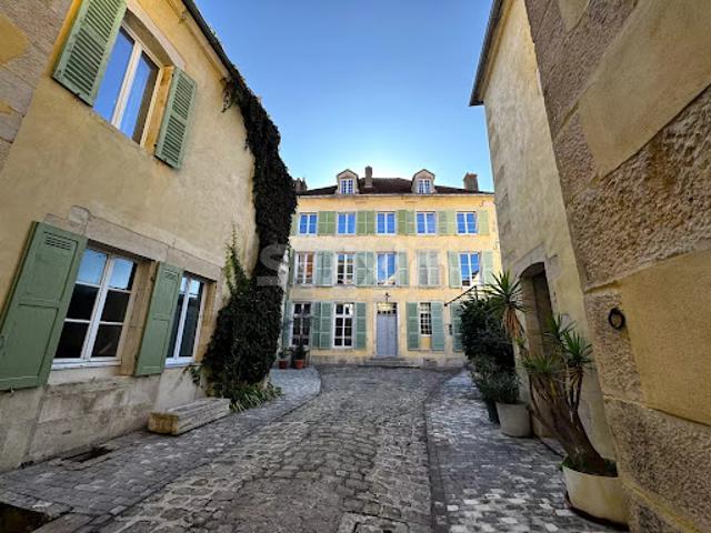 Maison vente à Montbard