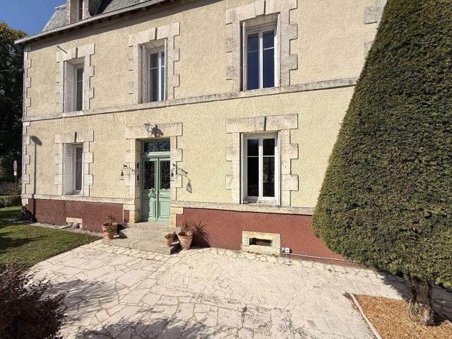 Maison vente à Nontron, Piégut-pluviers