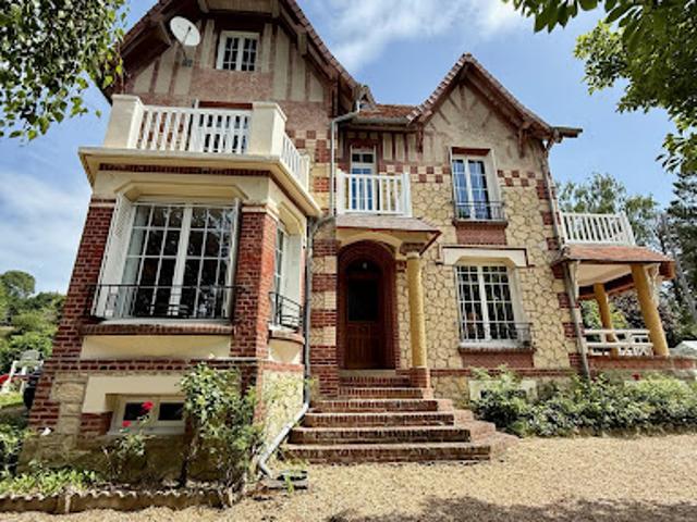 Maison vente à Lisieux, Normandie