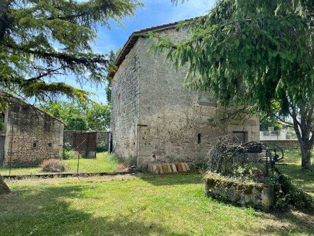 Maison vente à Angoulême, Mouthiers-sur-boëme