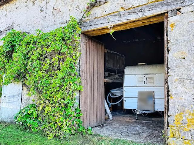 Maison vente à Rochechouart, Gorre