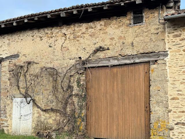 Maison vente à Rochechouart, Gorre