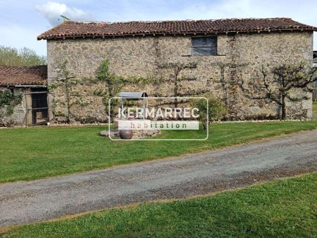 Maison vente à Bressuire, Pugny
