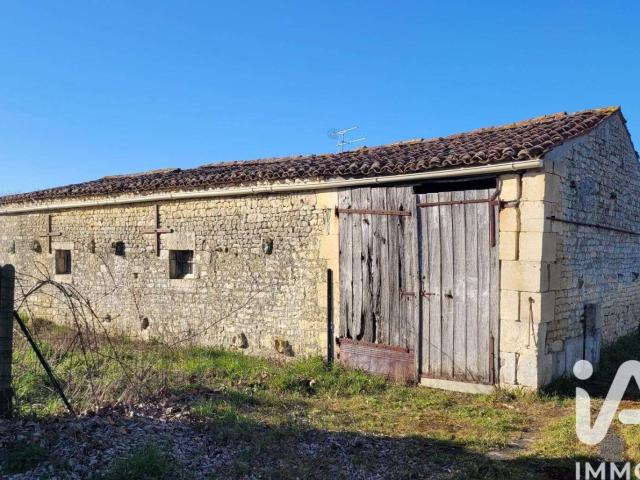 Maison vente à Fontenay-le-Comte, Doix
