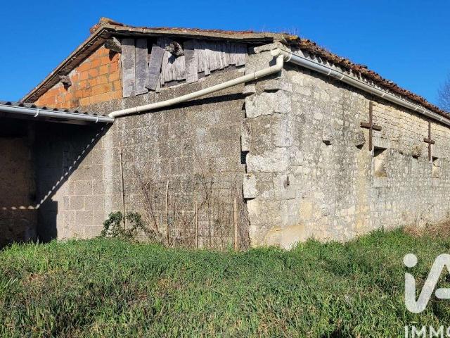 Maison vente à Fontenay-le-Comte, Doix