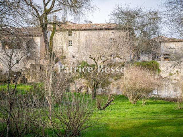 Maison vente à Angoulême, Aignes-et-puypéroux