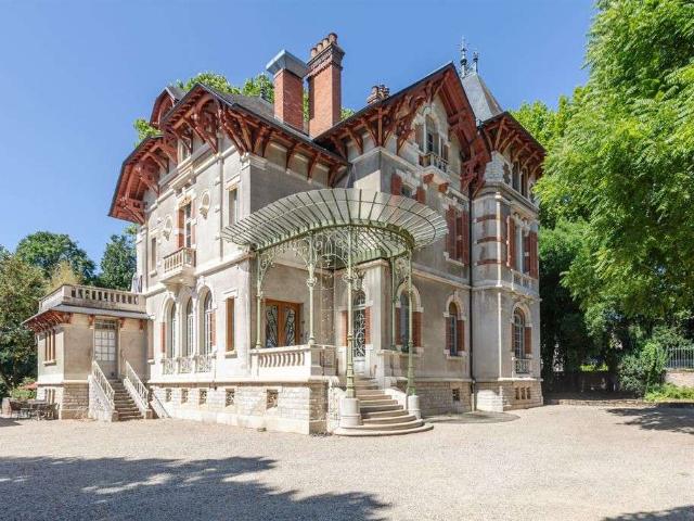 Maison vente à Beaune
