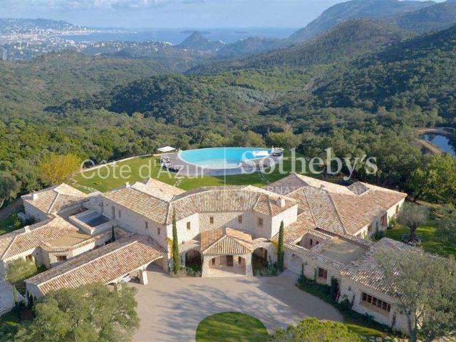 Maison vente à Arrondissement de Draguignan, Les Adrets-de-l'estérel