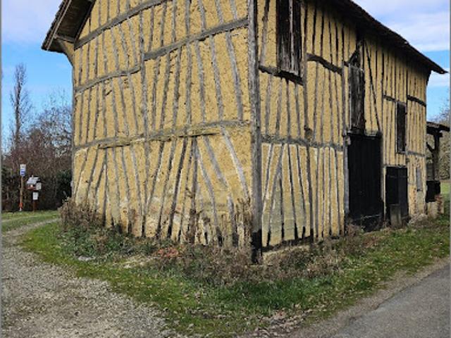 Maison vente à Condom, Dému