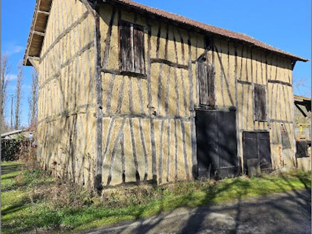 Maison vente à Condom, Dému