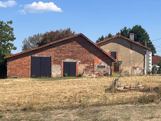 Maison vente à Roumazières-Loubert, Terres-de-Haute-Charente
