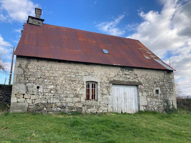 Maison vente à Mauriac, Menet