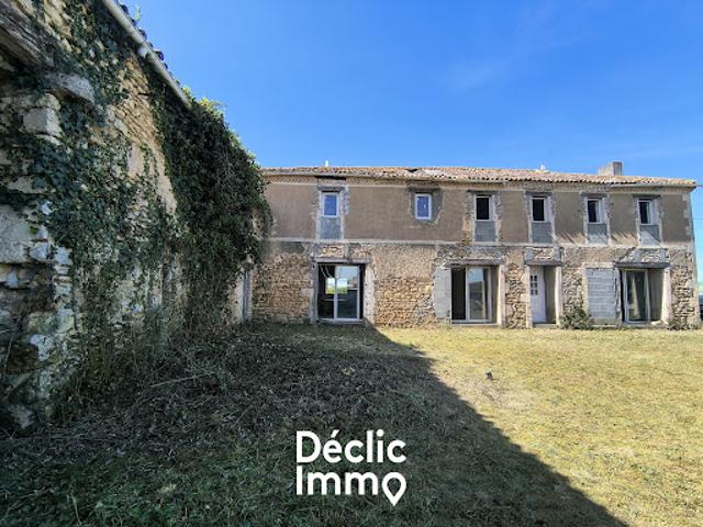 Maison vente à Parthenay, Assais-les-jumeaux