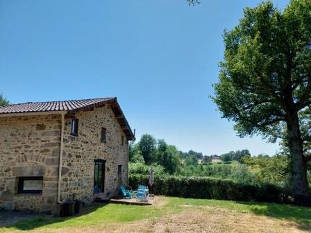 Maison vente à Confolens, Tessonnière