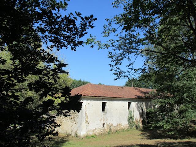 Maison vente à Nontron, Brantôme