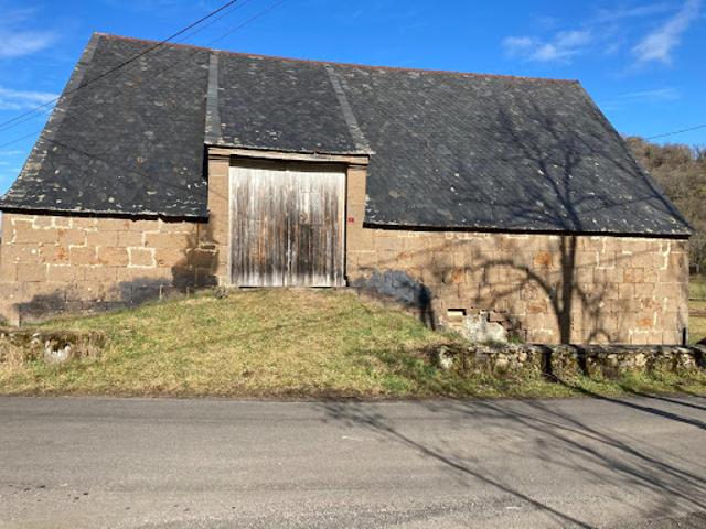 Maison vente à Mauriac, Menet