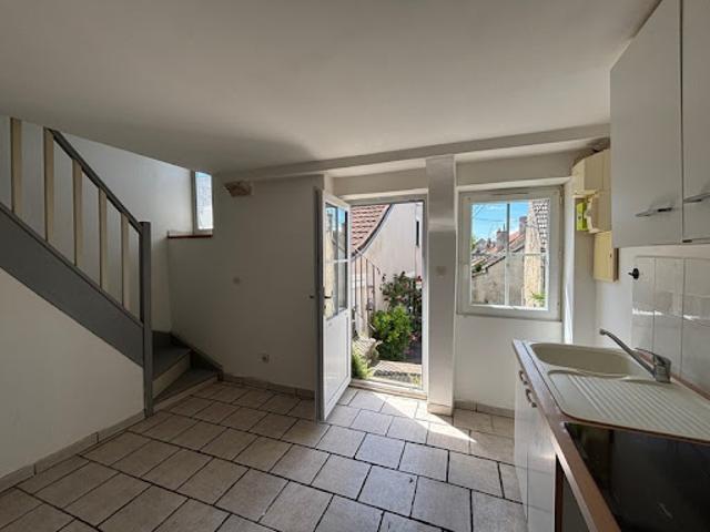 Maison vente à Cosne-Cours-sur-Loire, La Charité-sur-loire