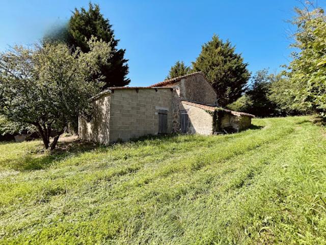 Maison vente à Montmorillon, Availles-limouzine