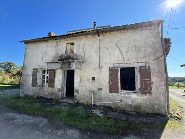 Maison vente à Confolens