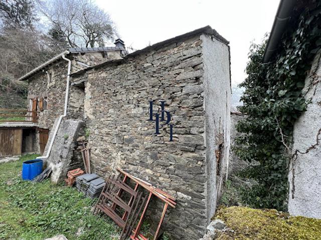 Maison vente à Place du Foirail, Murasson