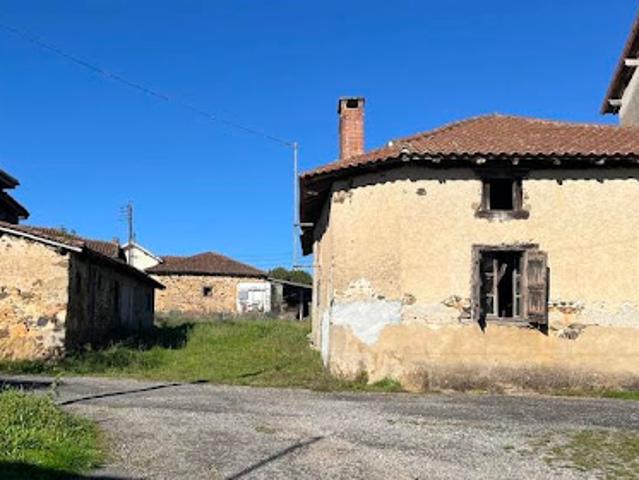 Maison vente à Rochechouart, Saint-junien