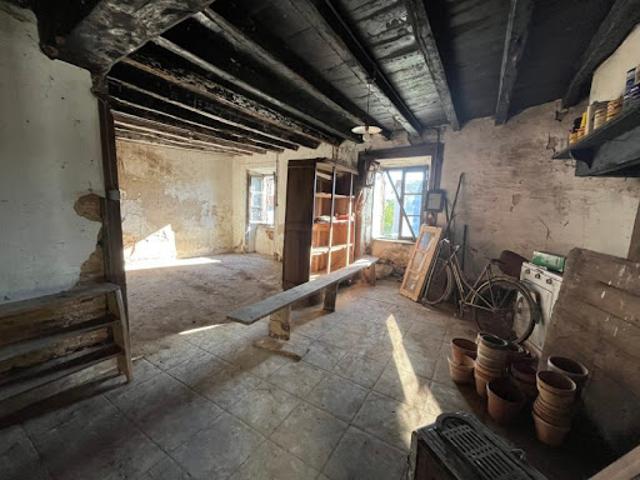 Maison vente à Rochechouart, Saint-junien