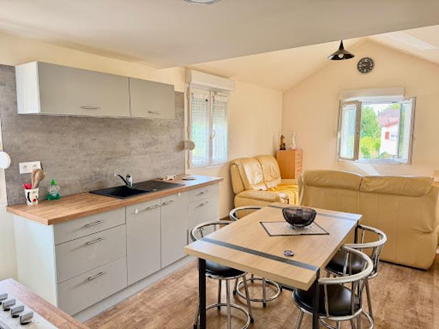 Maison vente à Mont Châtel, Lure