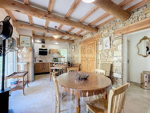 Maison vente à Sainte-cécile-les-vignes