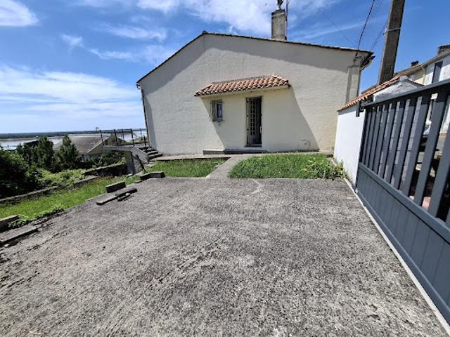 Maison vente à Blaye, Cité La Cave