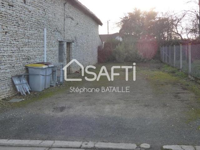 Maison vente à Saint-Jean-de-Sauves
