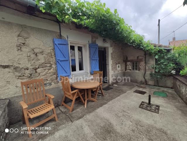 Maison vente à Confolens, Nouvelle-Aquitaine