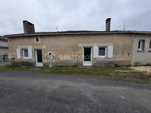 Maison vente à Montmorillon, Savigné