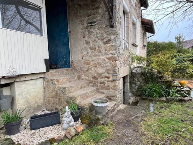 Maison vente à Rochechouart, Saint-martin-de-jussac