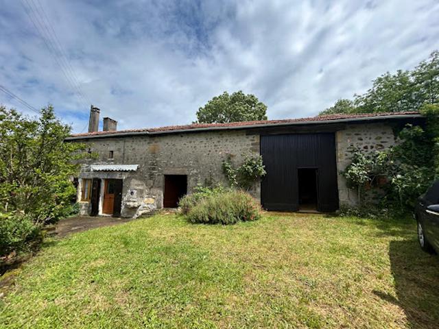 Maison vente à Confolens, Chasseneuil-sur-bonnieure