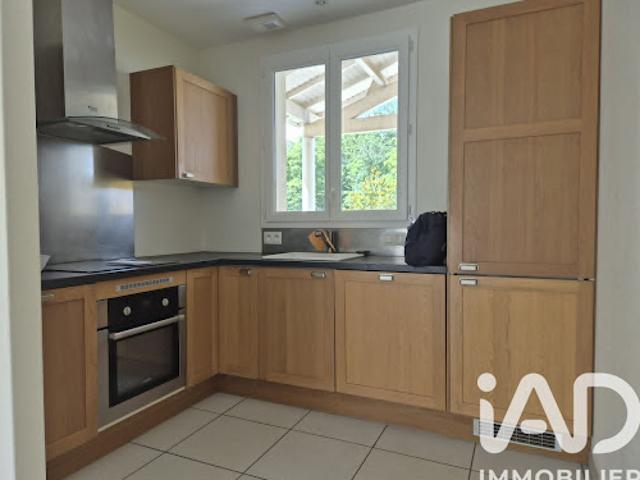 Maison vente à Montmorillon, Civray