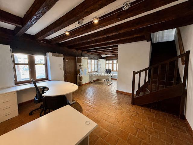 Bureau vente à Montbrison