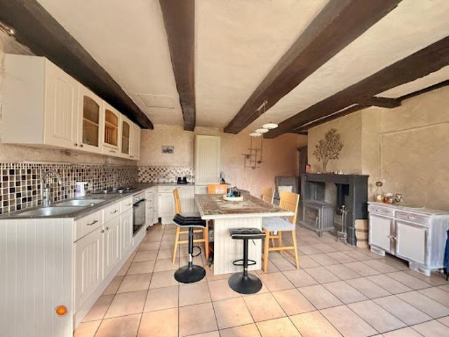 Maison vente à Dijon, Athée