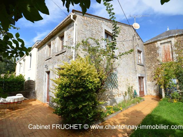 Maison vente à Fontenay-le-Comte, Bazoges-en-pareds