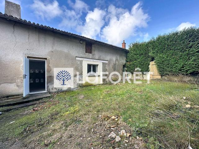 Maison vente à Bressuire, Chiché