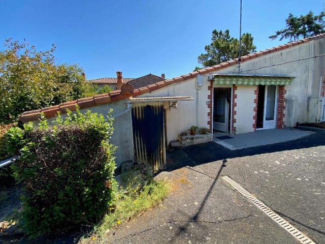 Maison vente à La Roche-sur-Yon, Cugand
