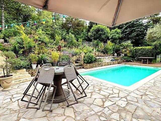 Maison vente à Die, Mirmande