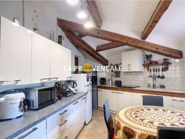 Maison vente à Aix-en-Provence, Gréasque