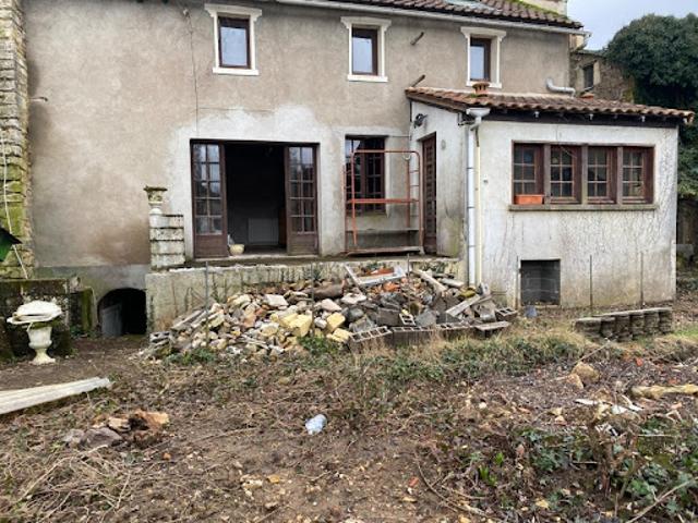 Maison vente à Bressuire, Missé