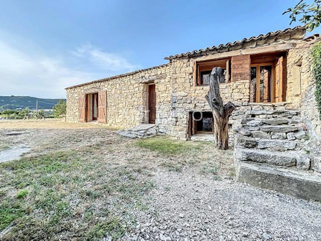 Maison vente à Apt, Murs