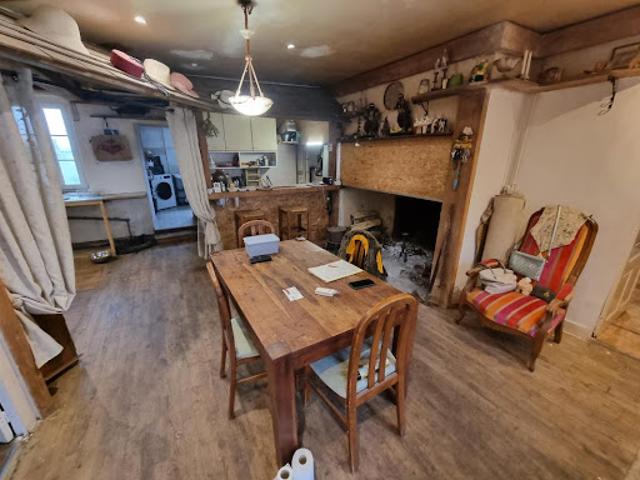 Maison vente à Nontron, Jumilhac-le-grand